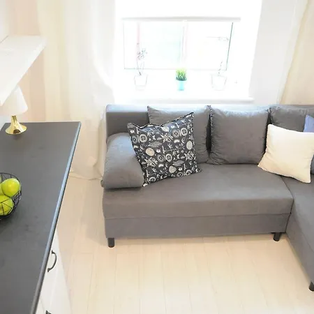 Kostka Apartament Apartment *