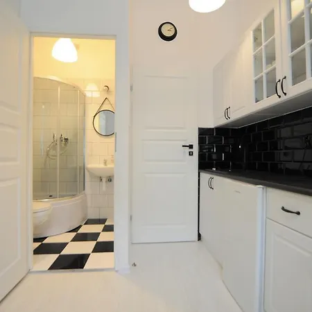 Kostka Apartament Apartment *